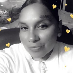 Meet your Posher, Valerie